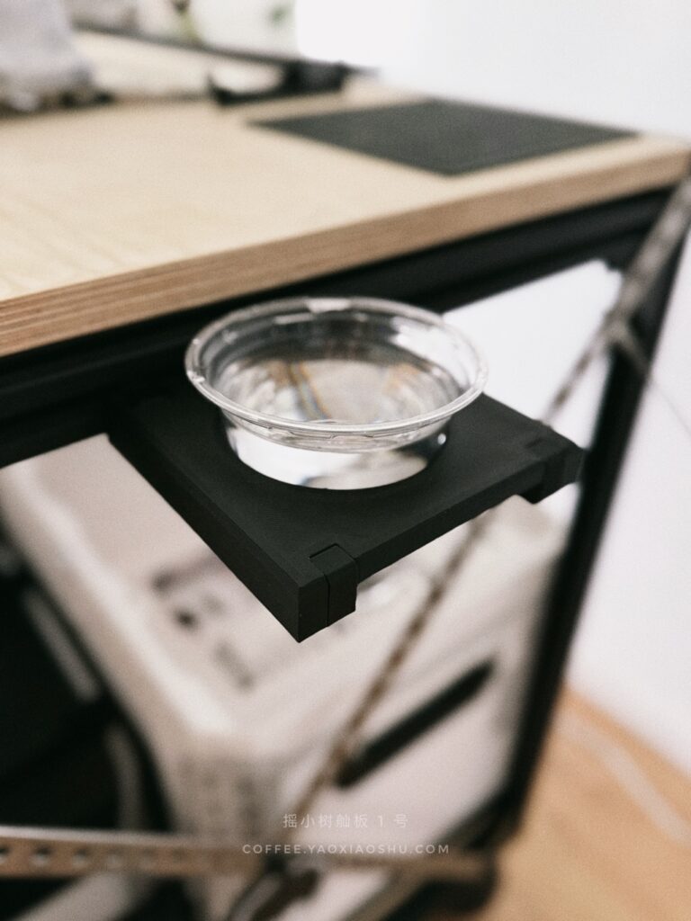 舢板1号配件：杯架